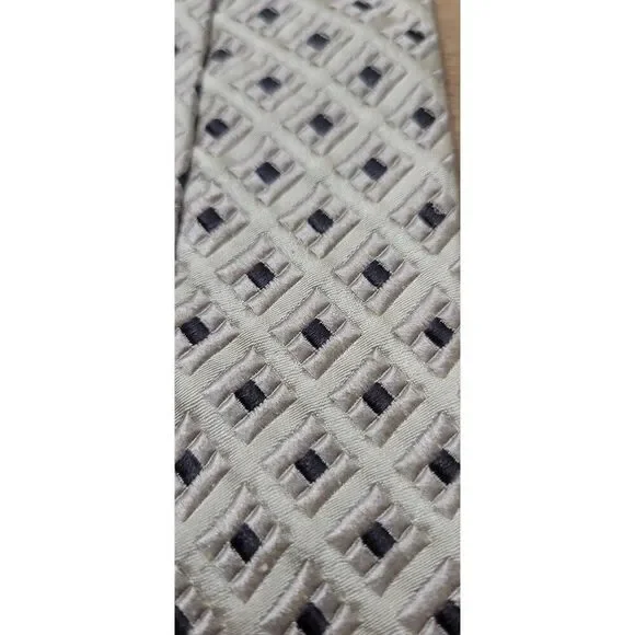 Ermenegildo Zegna 3.75x58 Mens Tie Silk Made In Italy Classic Geometric